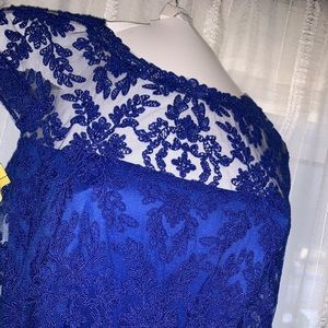 Modest blue prom dress!